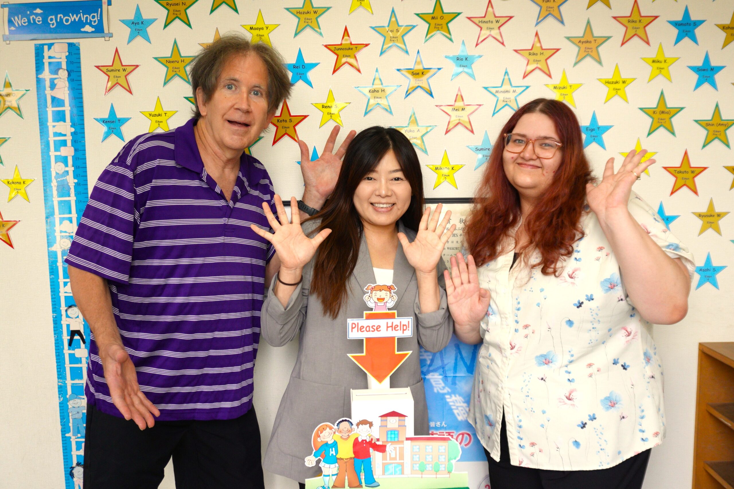 Joyful English Schoolの外国人講師と日本人講師